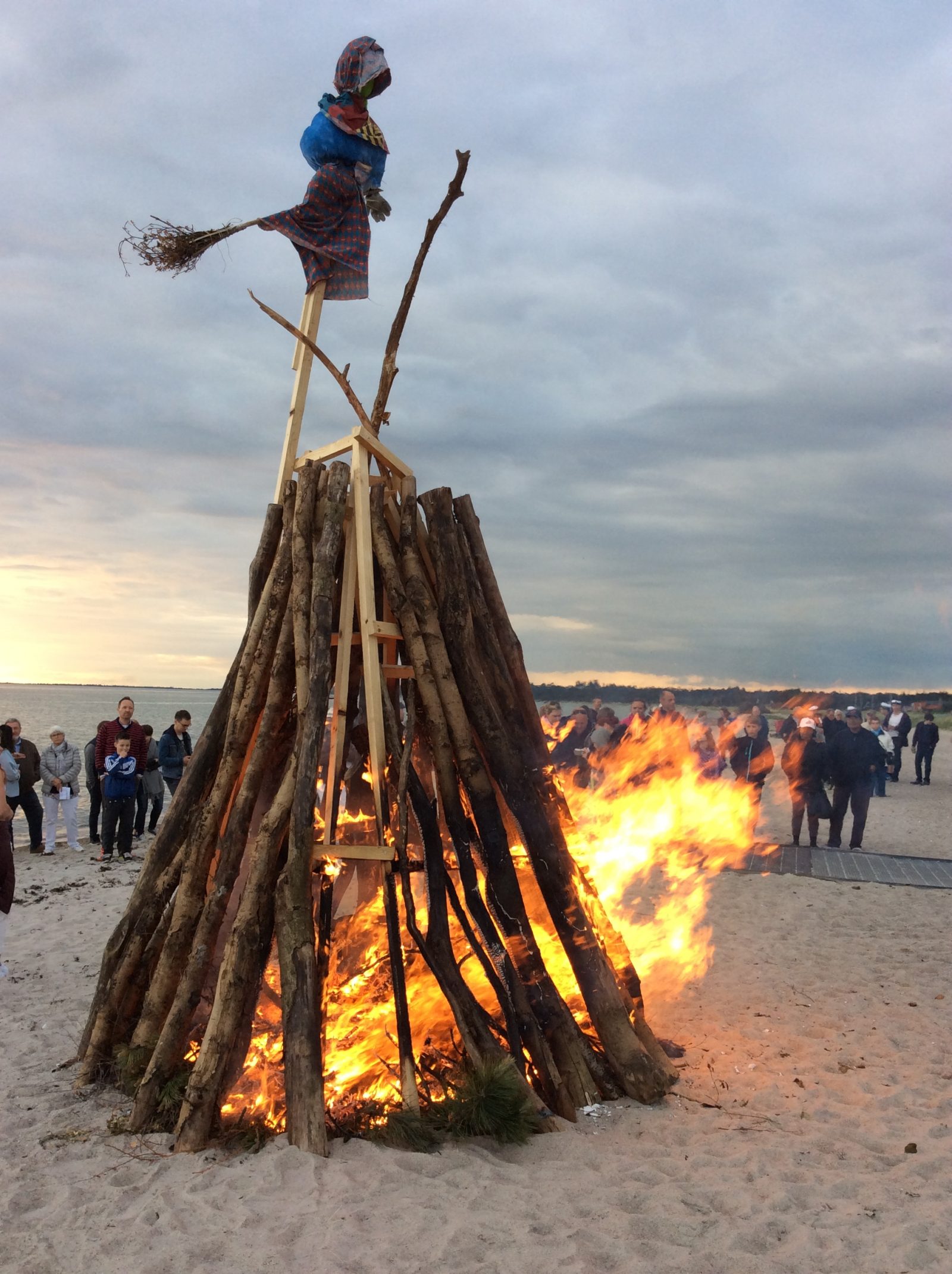 Midsummer in Denmark: Time to burn some witches - CBS WIRE