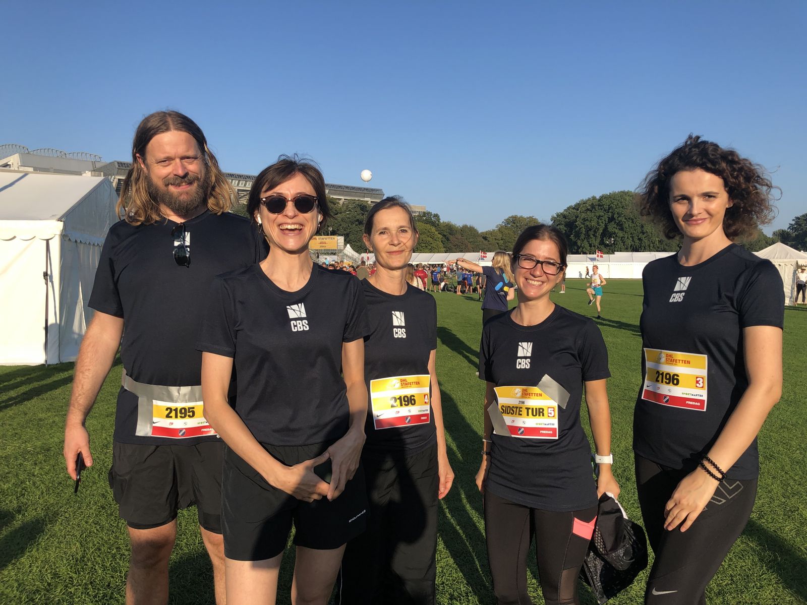 Crowd of runners